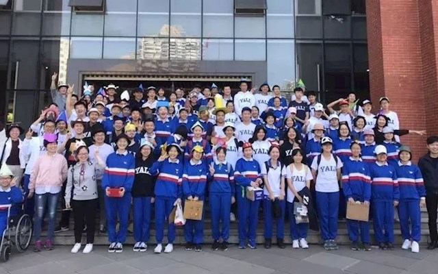 雅礼国际部学生一起“帽动”全城，为重症儿童募捐